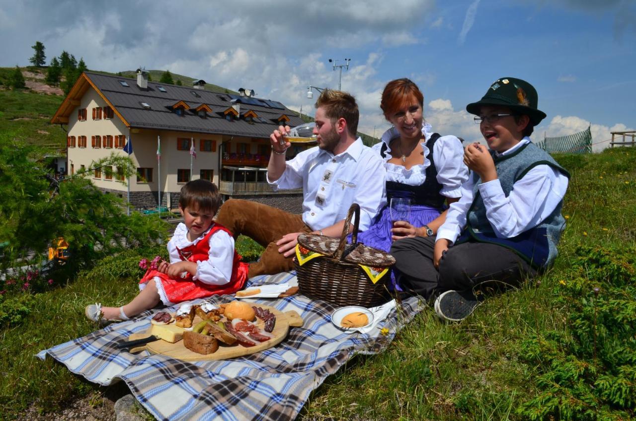 Rifugio Capanna Passo Valles ฟัลกาเด ภายนอก รูปภาพ
